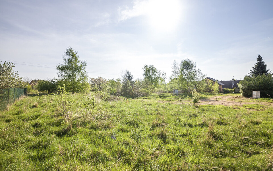 Cena 6 720 350 Kč Kč - 930 m2